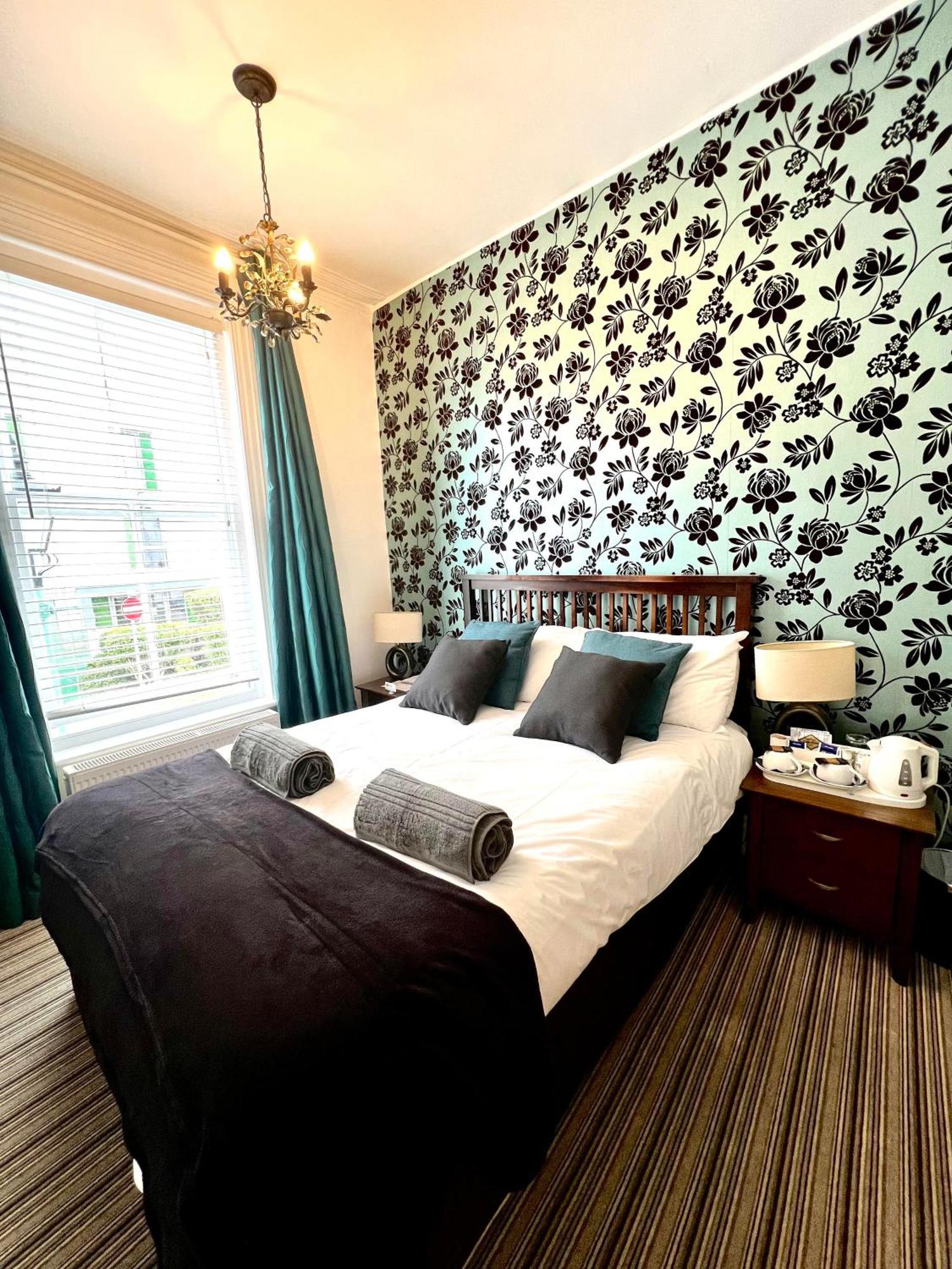 Bamboo Guesthouse Bornemouth Extérieur photo